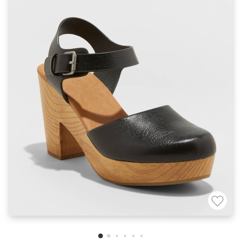 Heeled Clog Pumps